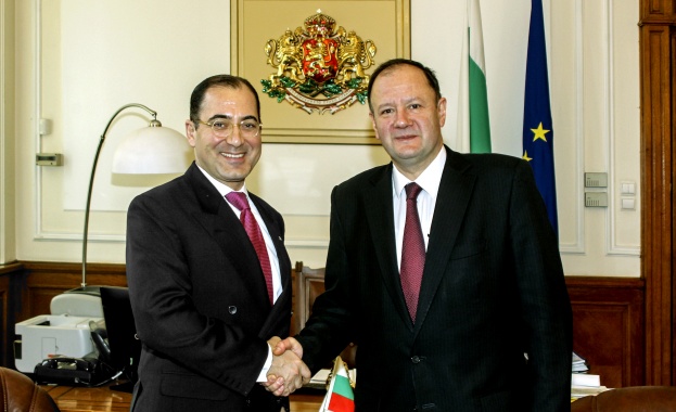 Михаил Миков се срещна с новия турски посланик Сюлейман Гьокче