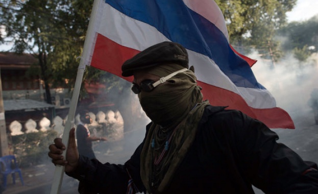 Седем човека пострадаха при сблъсъци в Бангкок