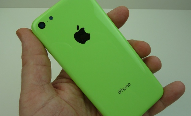 Тийнейджърка с втора степен изгаряния благодарение на iPhone-а й