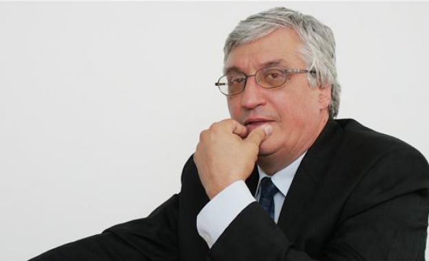 Иван Нейков: 80% от фирмите плащат осигуровки редовно