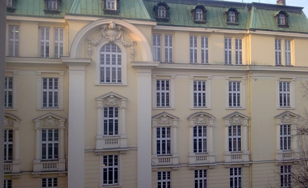 КТ „Подкрепа" протестира срещу отмяната на мандатността на ректорите