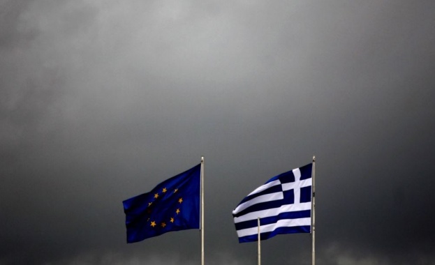 Германия обмисля трета спасителна програма за Гърция