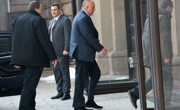 Партийните лидери се срещат с Плевнелиев заради ЦИК 