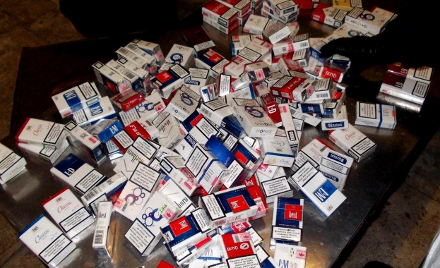 Повече от половин милион цигари без бандерол задържаха в Пловдив