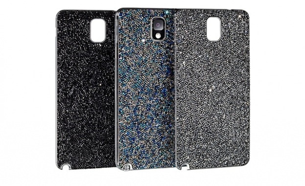 Samsung пуска панели, обсипани с камъни Swarovski 