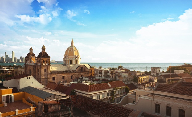 Задържаха 22 тона хашиш край бреговете на Испания  