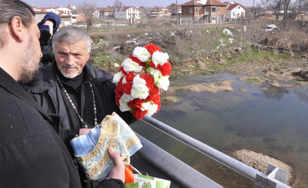 Бисерчани почетоха жертвите на трагедията отпреди две години 