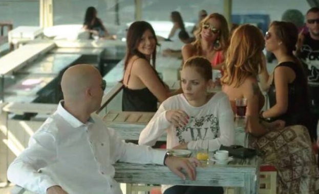 Пловдивска даскалица - еротична звезда в “Под прикритие”