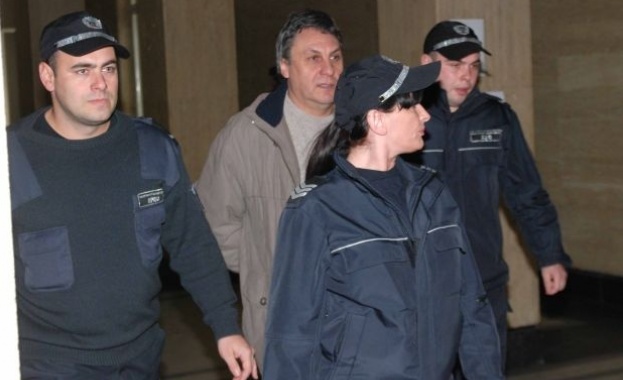 Охранителят, убил момче за крадено желязо, излиза от ареста срещу 5 бона