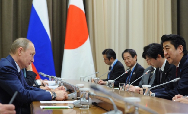 Путин избегна темата „Курили“ на преговорите с японския премиер 