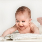 31 бебета премериха сили по пълзене