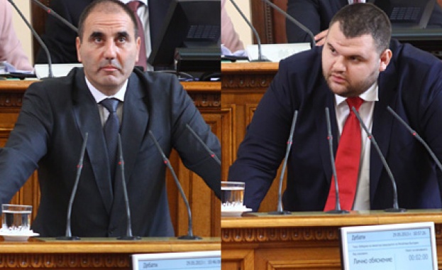 Журналисти: Политическата власт е организирана престъпна група 