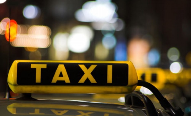 200 шофьори на таксита без книжки ни возят в София