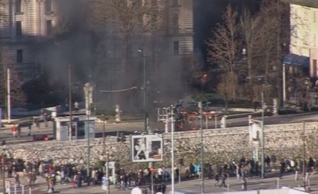 Премиерът на Босна поиска предсрочни избори