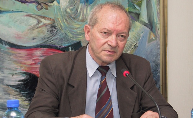 Ген. Червенков: Това, че не влязохме в Шенген смекчи мигрантския удар върху България