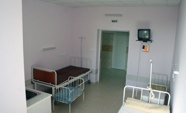 Болницата в Кюстендил е на ръба