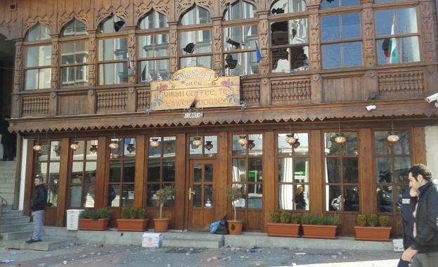 Флашмоб за толерантност пред Джумая джамия 