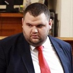 В полунощ по допирателната или как Цветан натисна Делян 