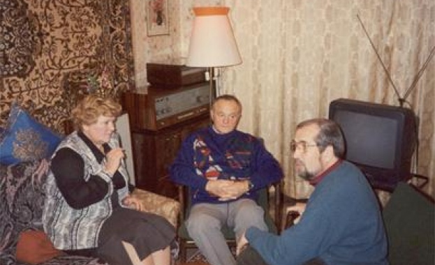 "168 часа": Легендарен руски шпионин търси спасение в нашето посолство в САЩ, но дежурният го гони