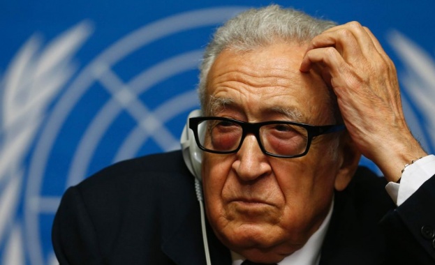 Брахими: Дамаск бави преговорите с опозицията