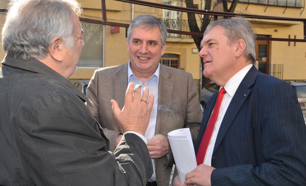 Калфин: Никой няма интерес управлението на България да продължава по този начин