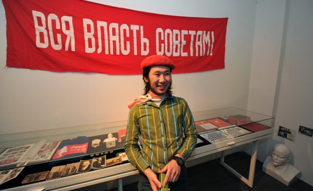 Китайски туристи ще стават „ленинци”