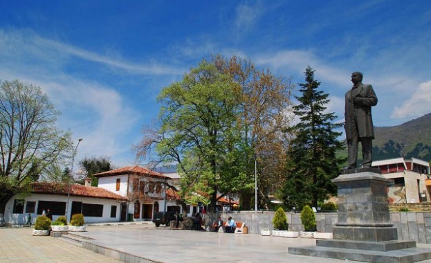 Проектът за реконструкция на водопреносната мрежа в Сопот е спрян и кметът е знаел за това