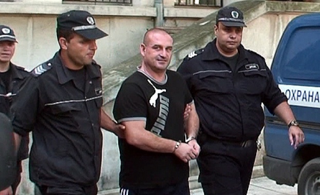 Килърът Васил Костов получи хипертонична криза