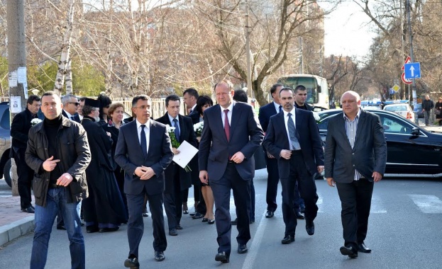 Хиляди се простиха с Димчо Михалевски