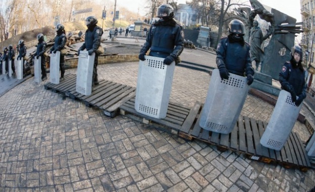 Спецслужбите започват антитерористична операция в Украйна 