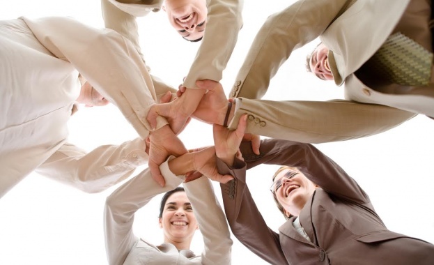 ЧЕЗ предлага на клиентите си пакет от мерки „С грижа за вас“