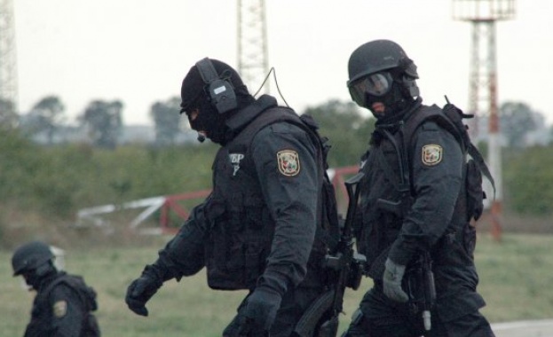 Ново спецзвено съветва баретите 