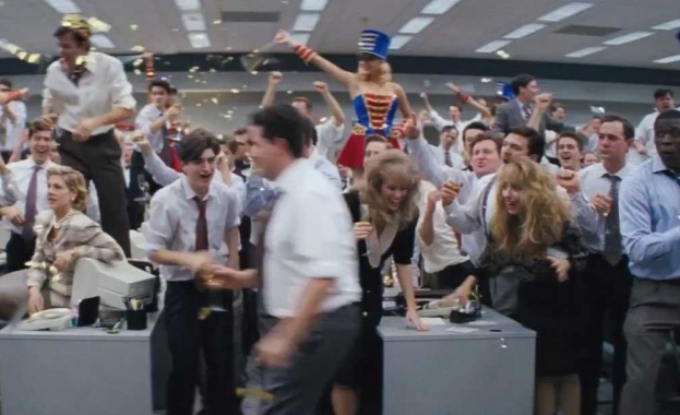 Брокер съди продуцентите на "Вълкът от Уолстрийт"