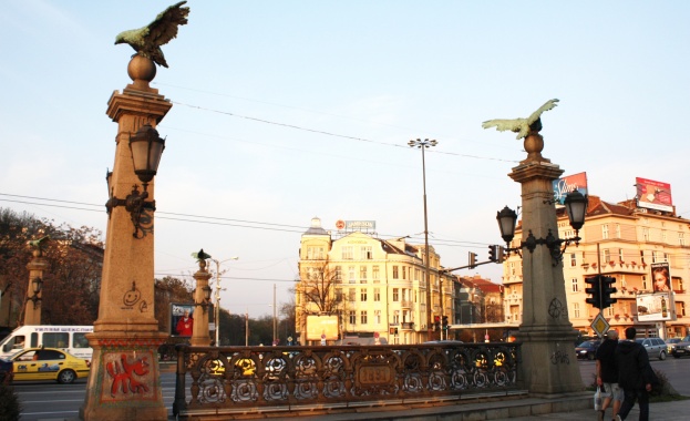 Възстановено е движението на Орлов мост в София след като