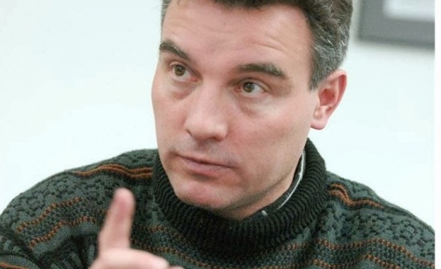 Доц. д-р Иво Христов: Българските русофоби са платена клиентела