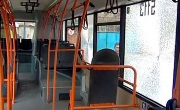 Нападение на автобус с туристи в Украйна възмути Русия