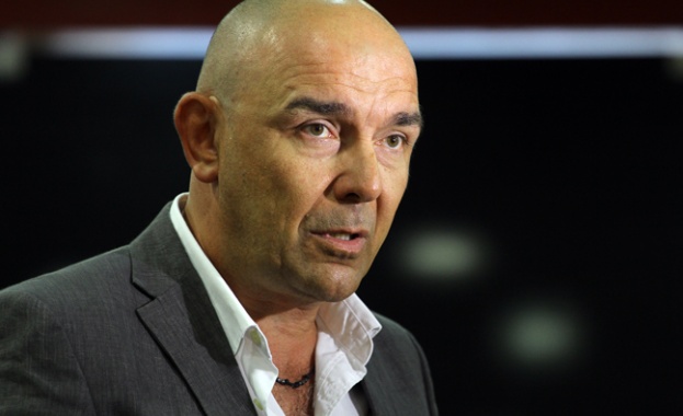 Малко преекспонираме кризата защото българинът обича да е страдалец да