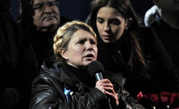 Тимошенко прие поканата на Меркел, ще се лекува в Германия 