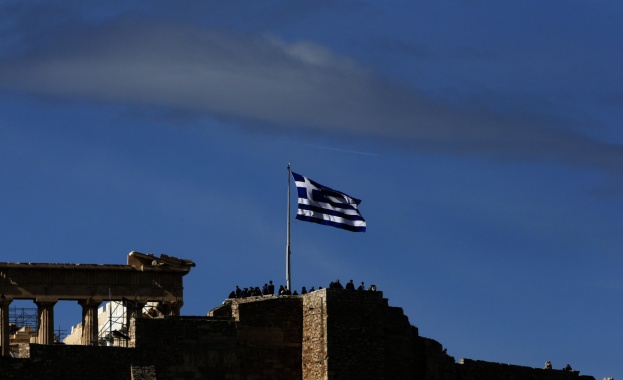 Атина се надява на споразумение с Тройката за новия транш до 1 април