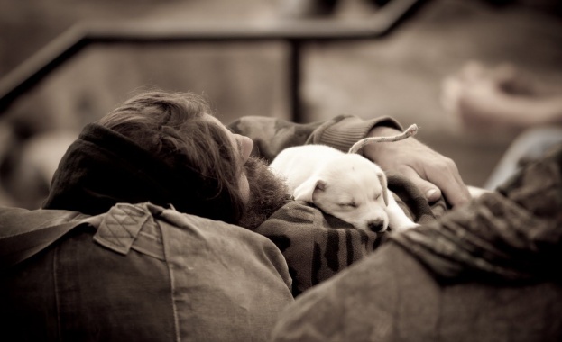 БЧК с психологическа помощ за бездомните