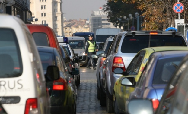 КФН: По-евтина "Гражданска отговорност", ако колата не се ползва целогодишно