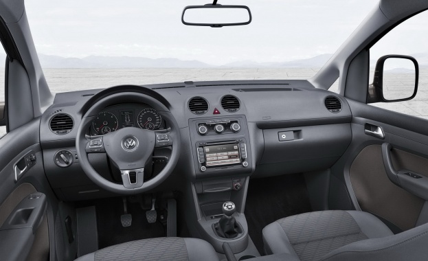 Volkswagen изтегля близо 600 000 Caddy