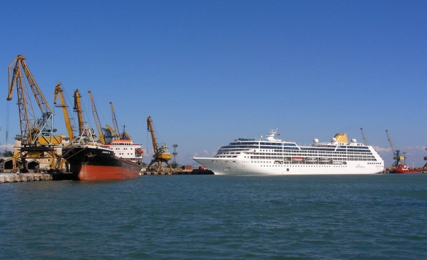 Пристанище Бургас става начална точка на круизи