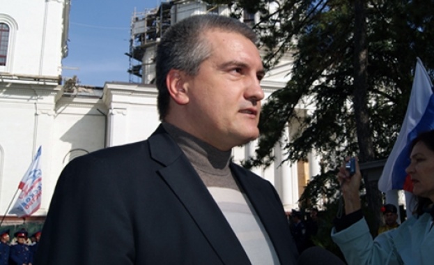 Върховният съвет на Крим избра за премиер Сергей Аксьонов