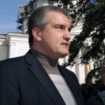 Върховният съвет на Крим избра за премиер Сергей Аксьонов