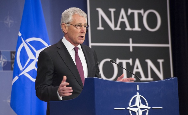 Ангел Найденов и Чък Хейгъл обсъдиха модернизацията на българските ВВС