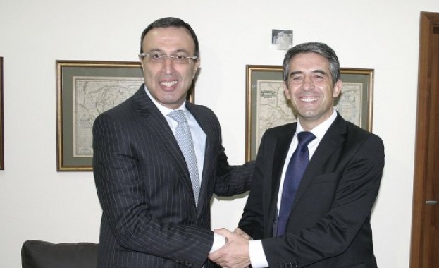 Плевнелиев представя книга за неговия предшественик Петър Стоянов 