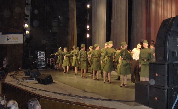 Академичният ансамбъл за песни и танци при МВД – Русия и Йосиф Кобзон отново в България