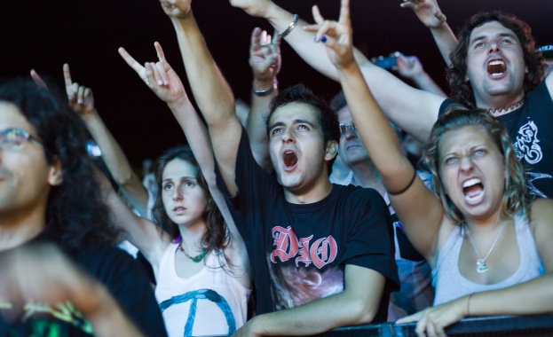 Europe и HELLOWEEN на Kavarna Rock