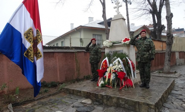 В Асеновград почетоха паметта на загиналите за Освобождението